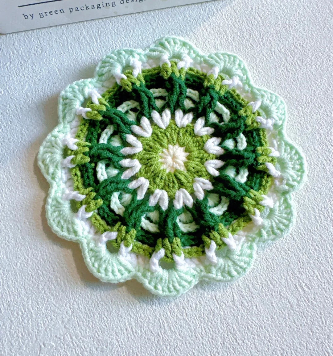 Hand-crocheted Small Daisy Coasters, Anti-scalding and Heat-insulating Cushions, Wool Coasters, Gifts for Girlfriends, Flower Slices in Large Quantities - emogogo