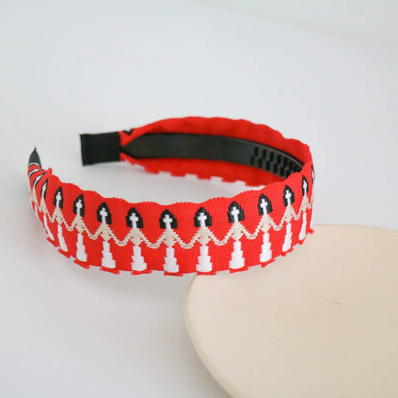 Vintage Ethnic Style Cotton and Linen Embroidery Floral Garland Pattern Fabric Lace Exquisite Headband Bohemian Headdress Head Buckle