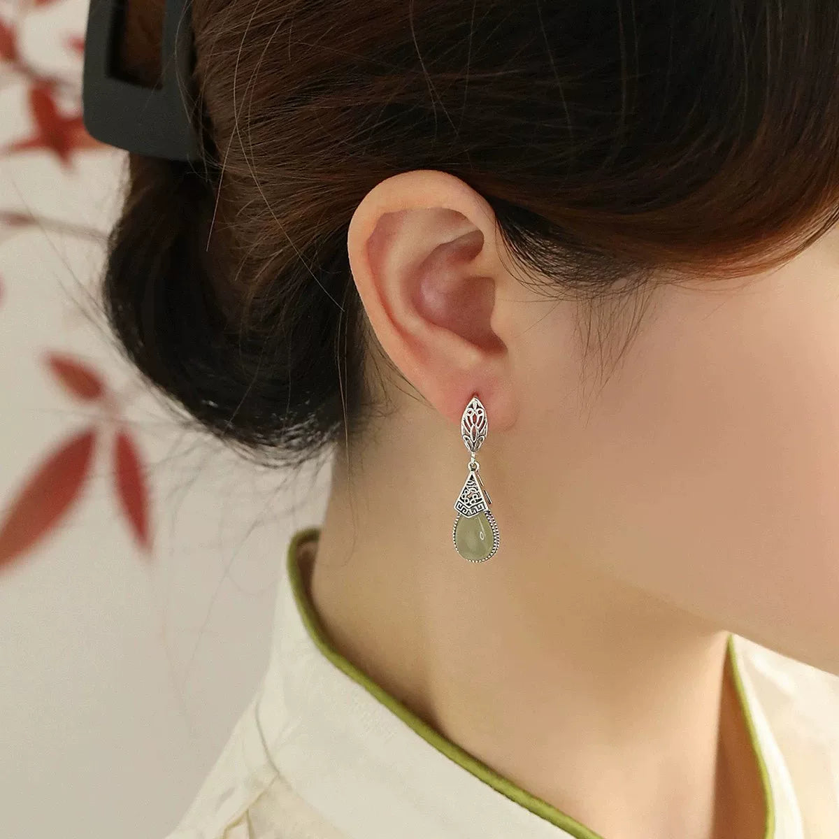 925 Silver Retro New Jade Paper Pattern Water Drop Earrings, Ear Buckles Hollow Femininity Versatile Niche Design