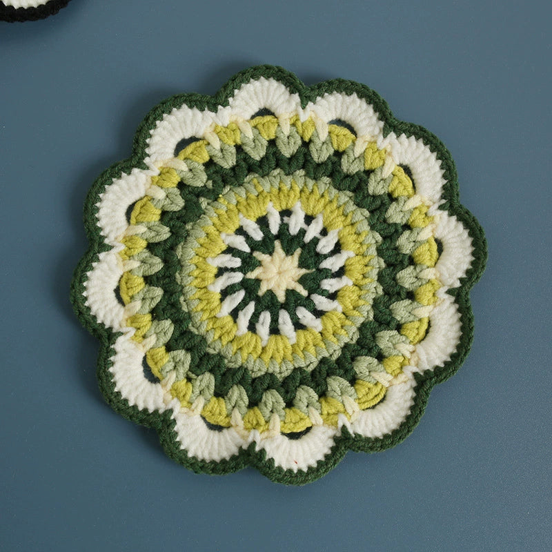 Non-slip Hand-woven Exquisite Large Coaster Sweet Wool Crocheted Vase Mat New Handmade Knitted Flower