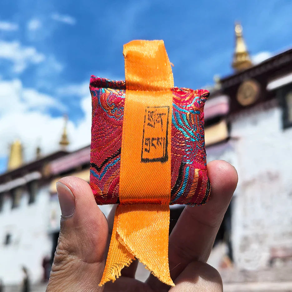 Tibetan Traditional Cloth Bag Amulet, Horse Head Ming King, Great White Umbrella Cover, Buddha Mother, Tara, etc