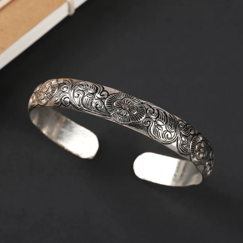 Handmade Miao Silver Old Bracelet Female Ethnic Style Retro Court Chinese Sculpture Ancient Silver Bracelet Personality Exotic Bracelet
