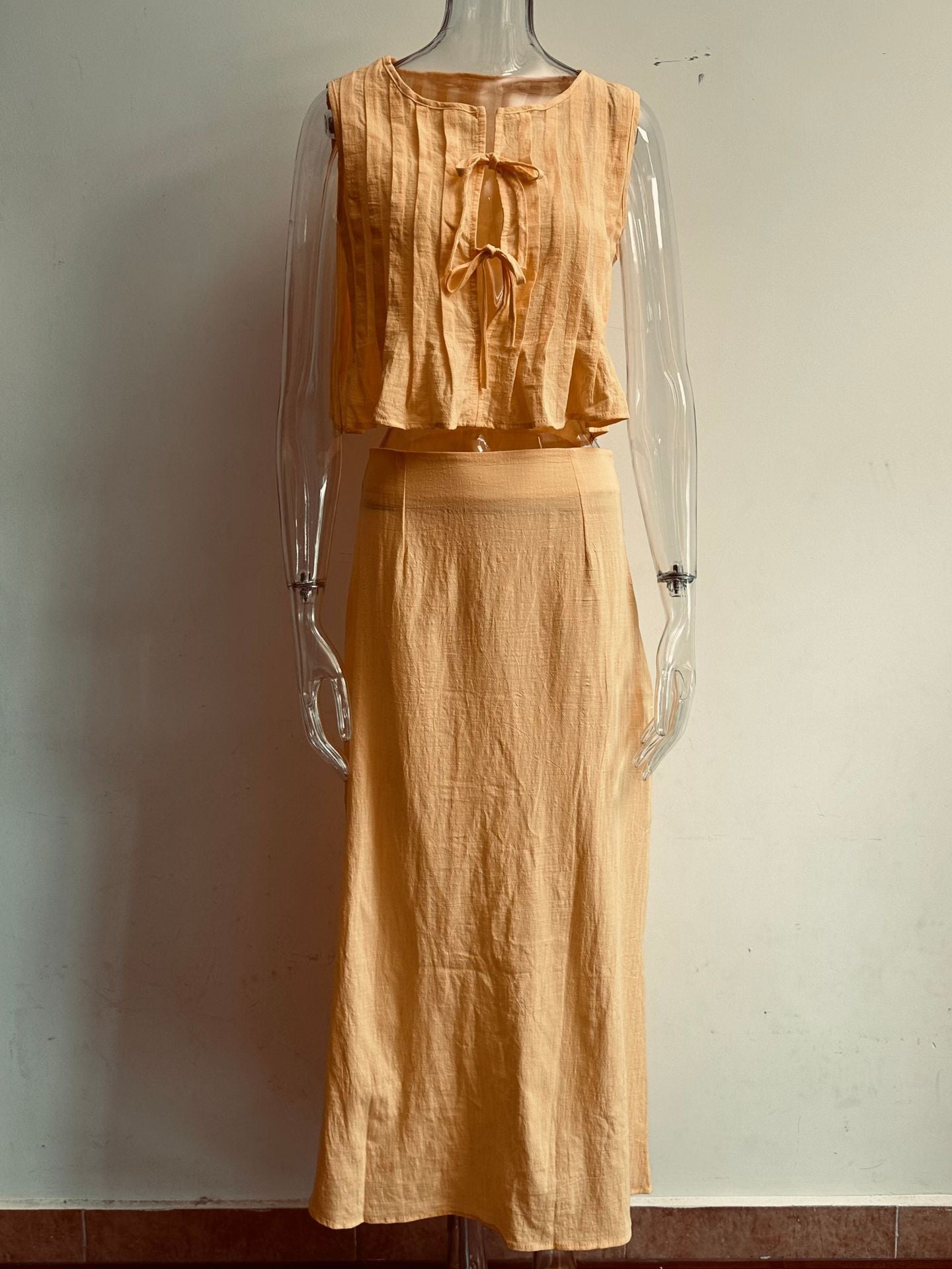 6 Colors Breathable Cotton and Linen Pleated Sleeveless Straps, Women's Shirts, High Street Long Skirts.