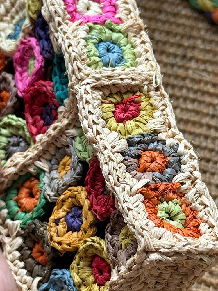 New Niche Design Shoulder Messenger Bag Colorful Raffia Hand-woven Mobile Phone Bag