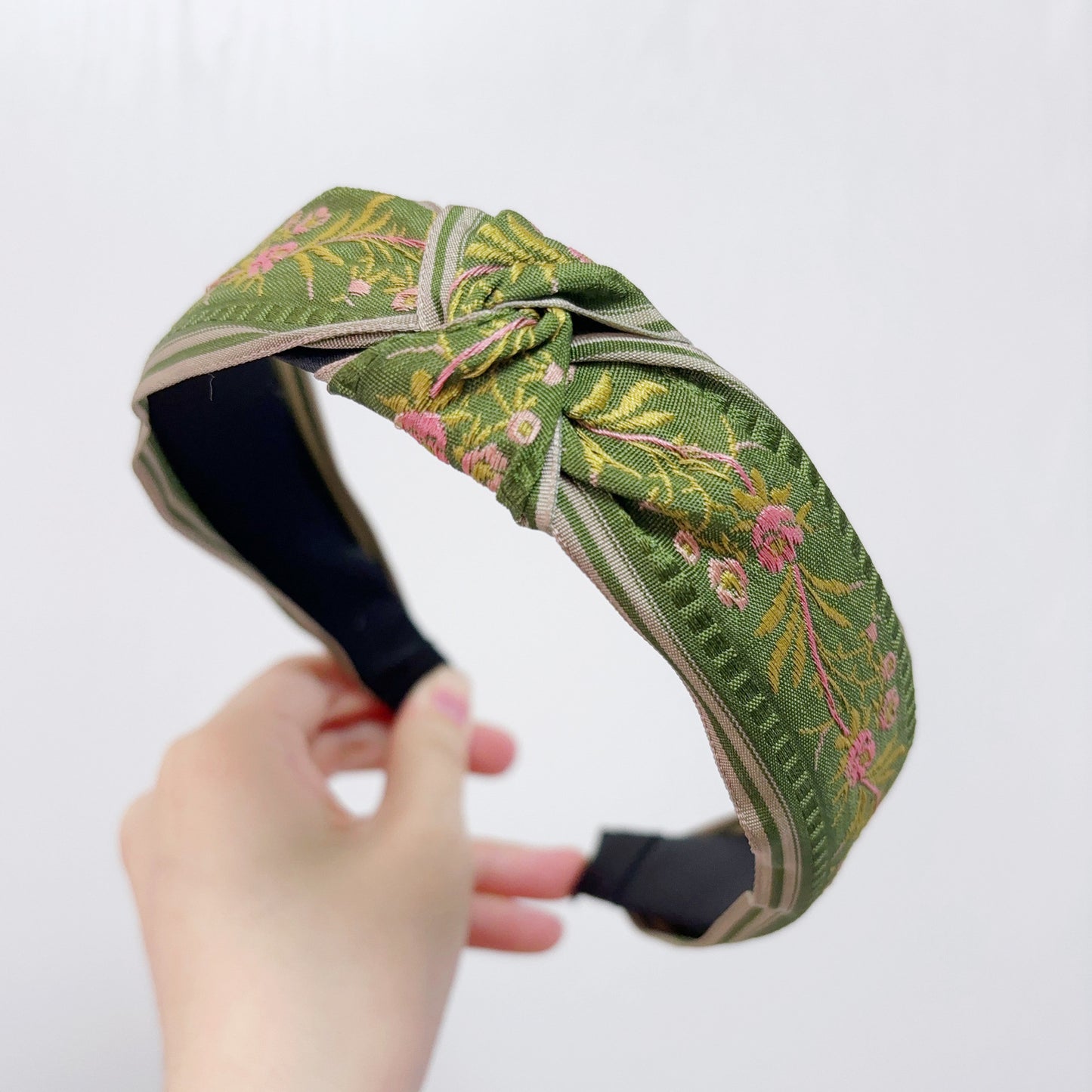 Ethnic Style Embroidery Headband, Retro Hair Accessories, Knotted in The Middle, Wide Edge Headband