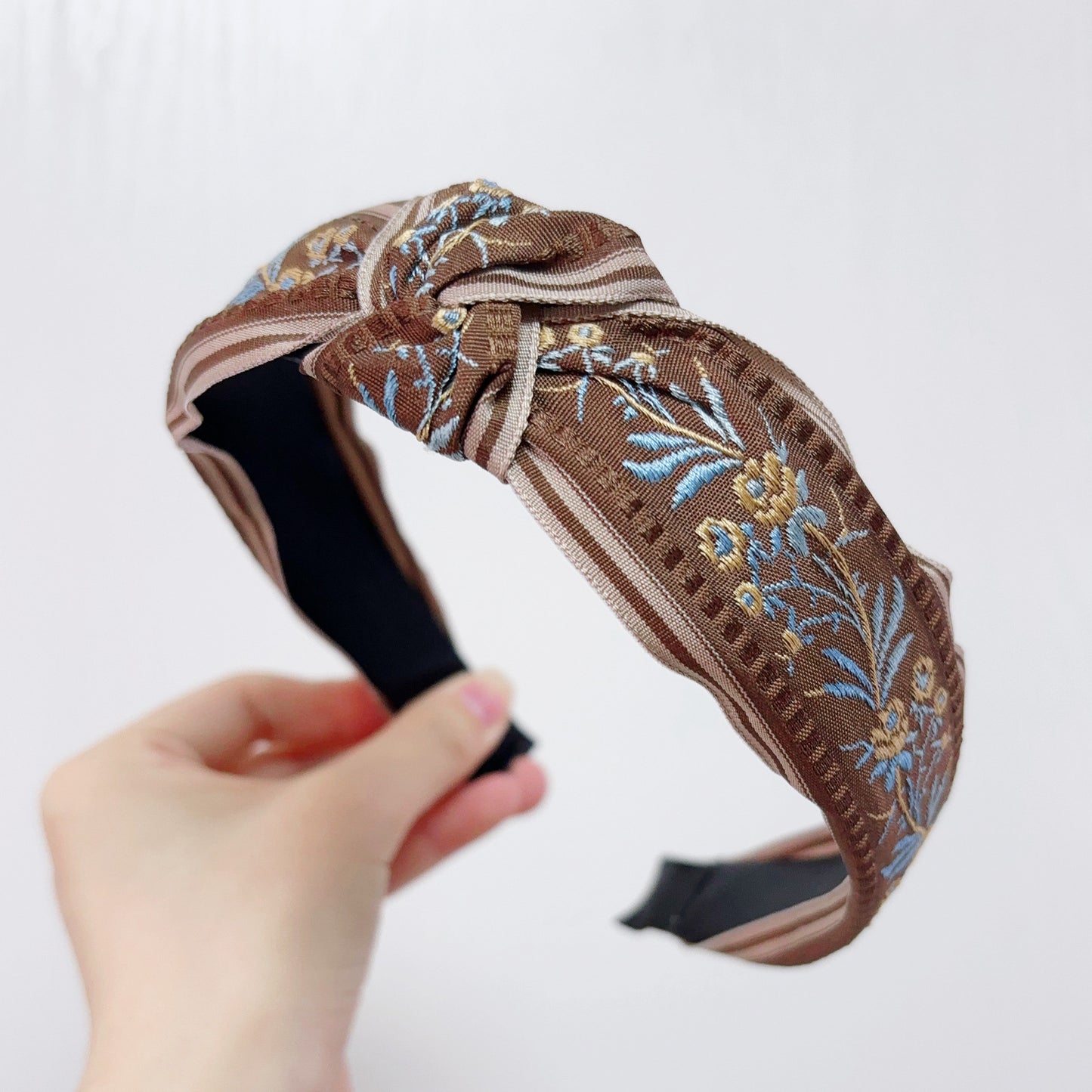 Ethnic Style Embroidery Headband, Retro Hair Accessories, Knotted in The Middle, Wide Edge Headband