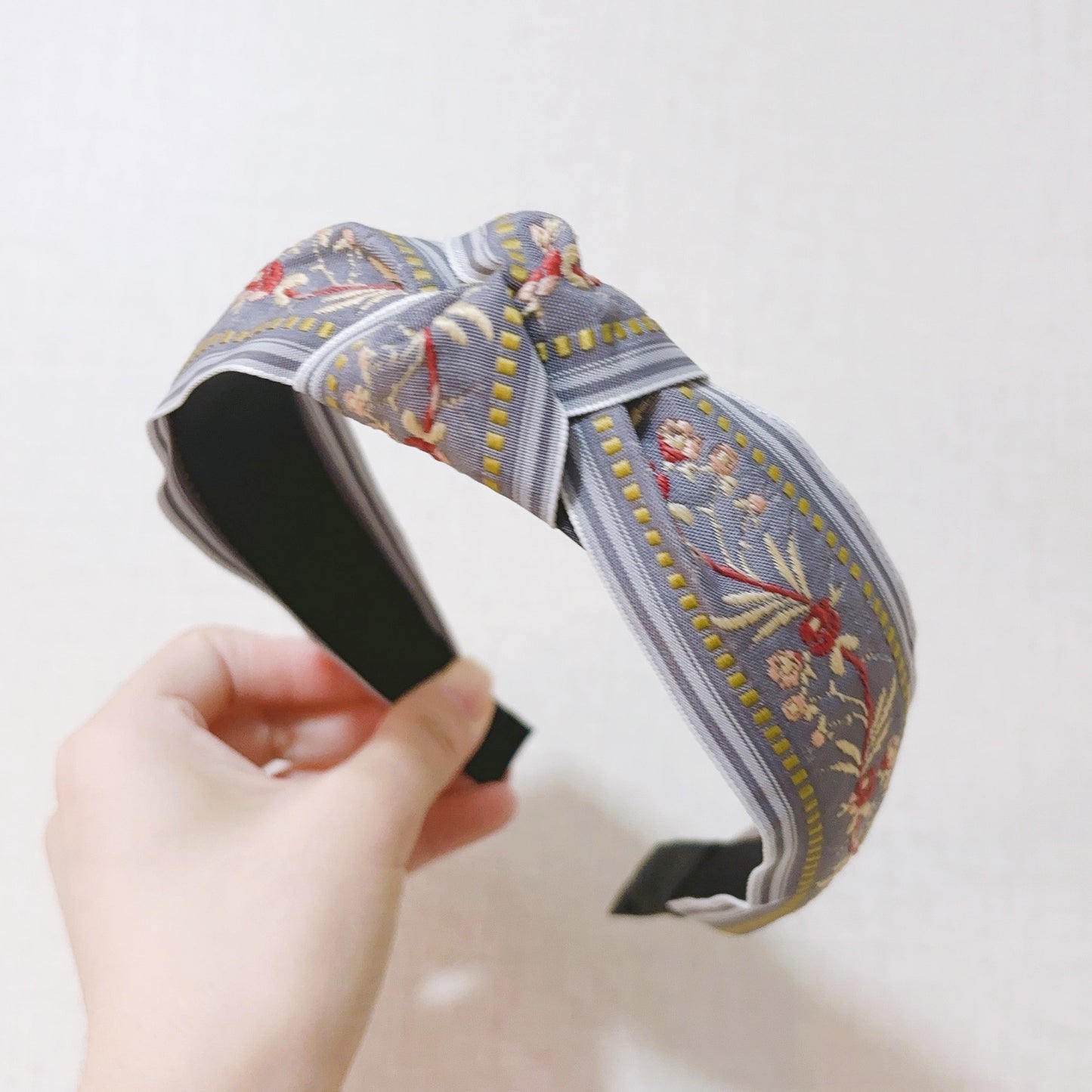 Ethnic Style Embroidery Headband, Retro Hair Accessories, Knotted in The Middle, Wide Edge Headband