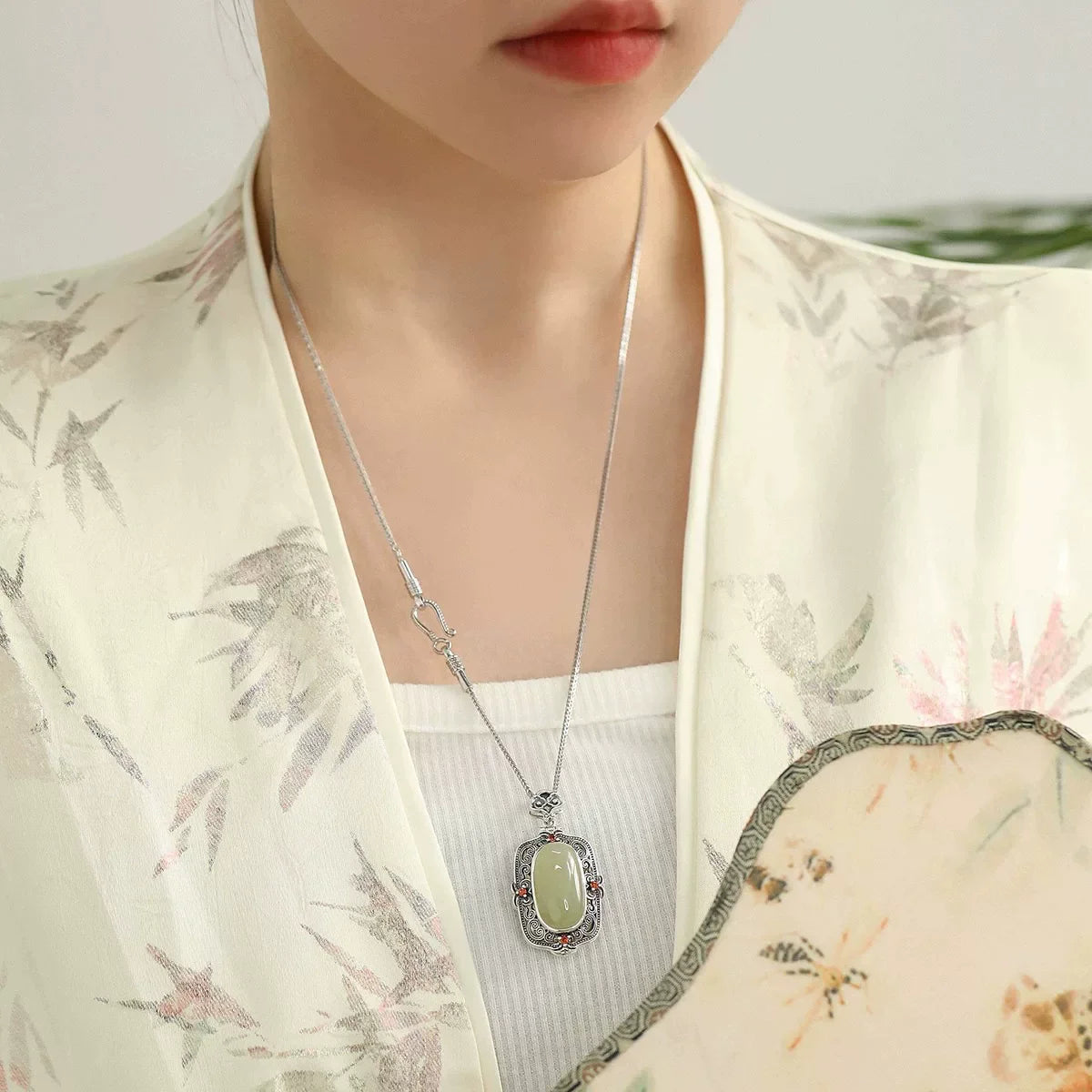 925 Silver Retro New Jade Egg Surface Sachet Pendant Can Be Opened Pendant Necklace Light Luxury Versatile Premium