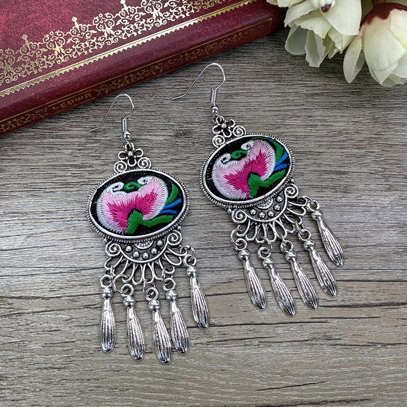 National Style Embroidered Tassel Earrings Retro Fashion Chime Earrings Ethnic Style Versatile Earrings