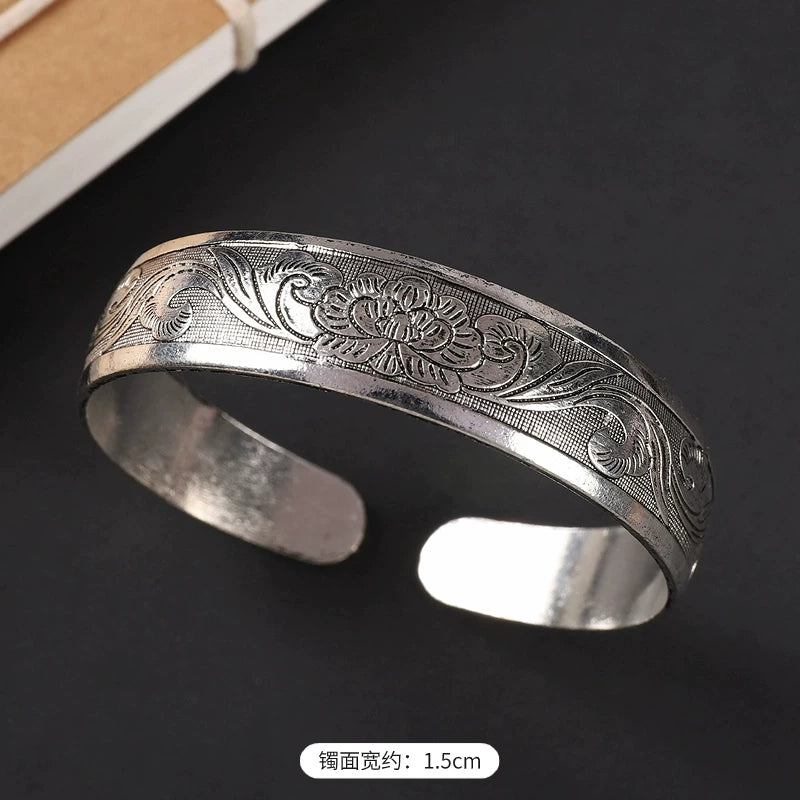 Handmade Miao Silver Old Bracelet Female Ethnic Style Retro Court Chinese Sculpture Ancient Silver Bracelet Personality Exotic Bracelet