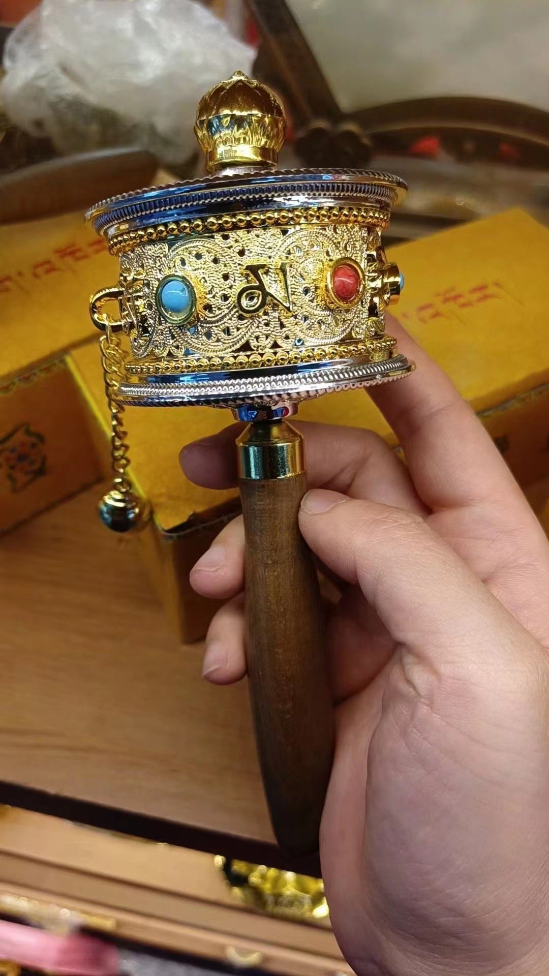 6 CM Hand-cranked Prayer Wheel Tibetan Pure Brass Hand-held Gold Barrel Six-character Mantra Household Tibetan Hand Prayer Wheel