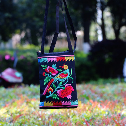 Ethnic Style Tribal Embroidery Flower Crossbody 6.5 Inch Mobile Phone Bag Hanging Neck Mobile Phone Bag