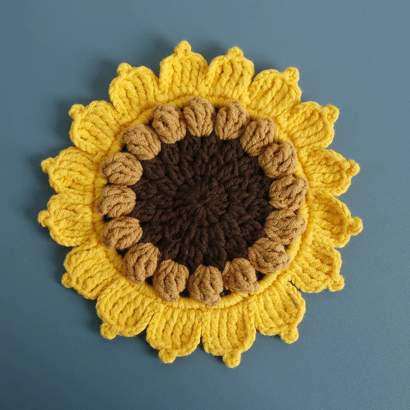 Non-slip Hand-woven Exquisite Large Coaster Sweet Wool Crocheted Vase Mat New Handmade Knitted Flower