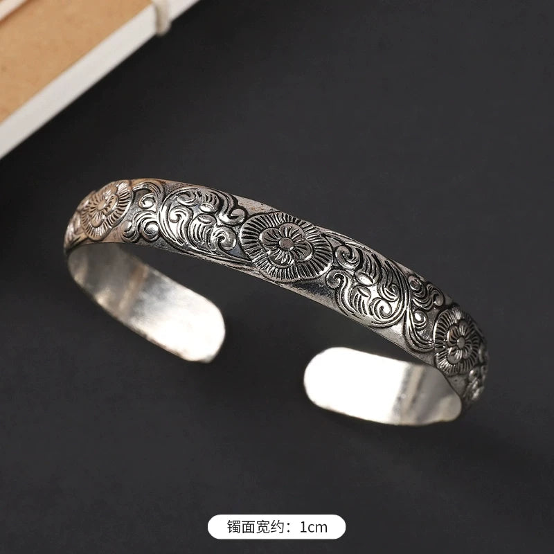 Handmade Miao Silver Old Bracelet Female Ethnic Style Retro Court Chinese Sculpture Ancient Silver Bracelet Personality Exotic Bracelet