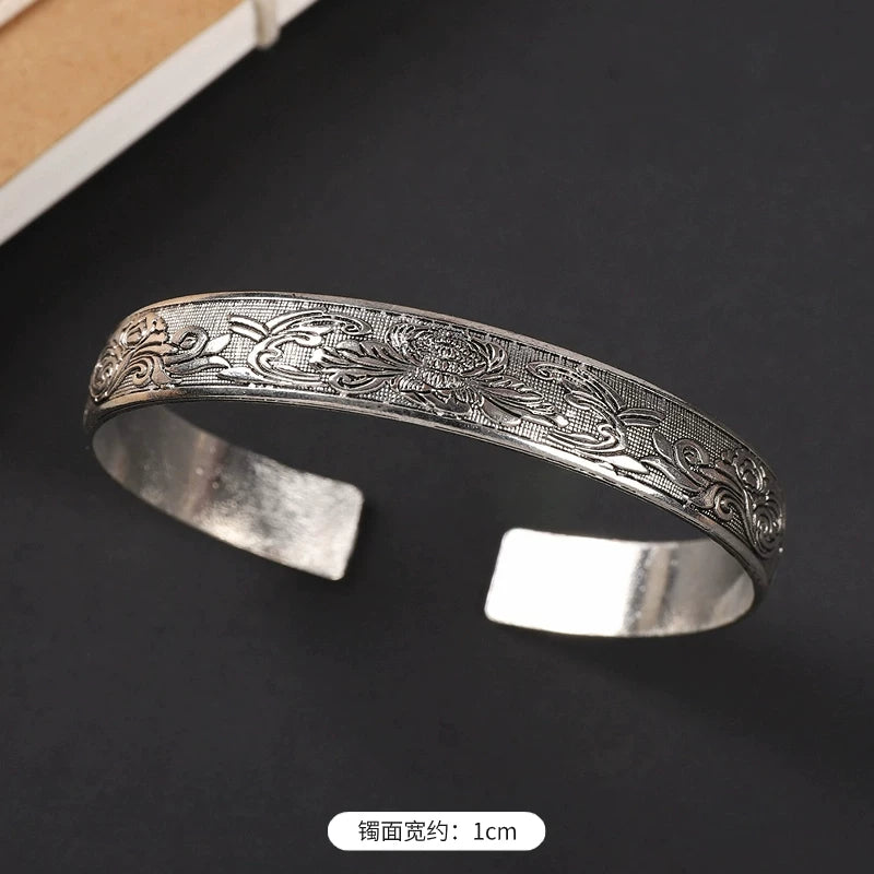 Handmade Miao Silver Old Bracelet Female Ethnic Style Retro Court Chinese Sculpture Ancient Silver Bracelet Personality Exotic Bracelet