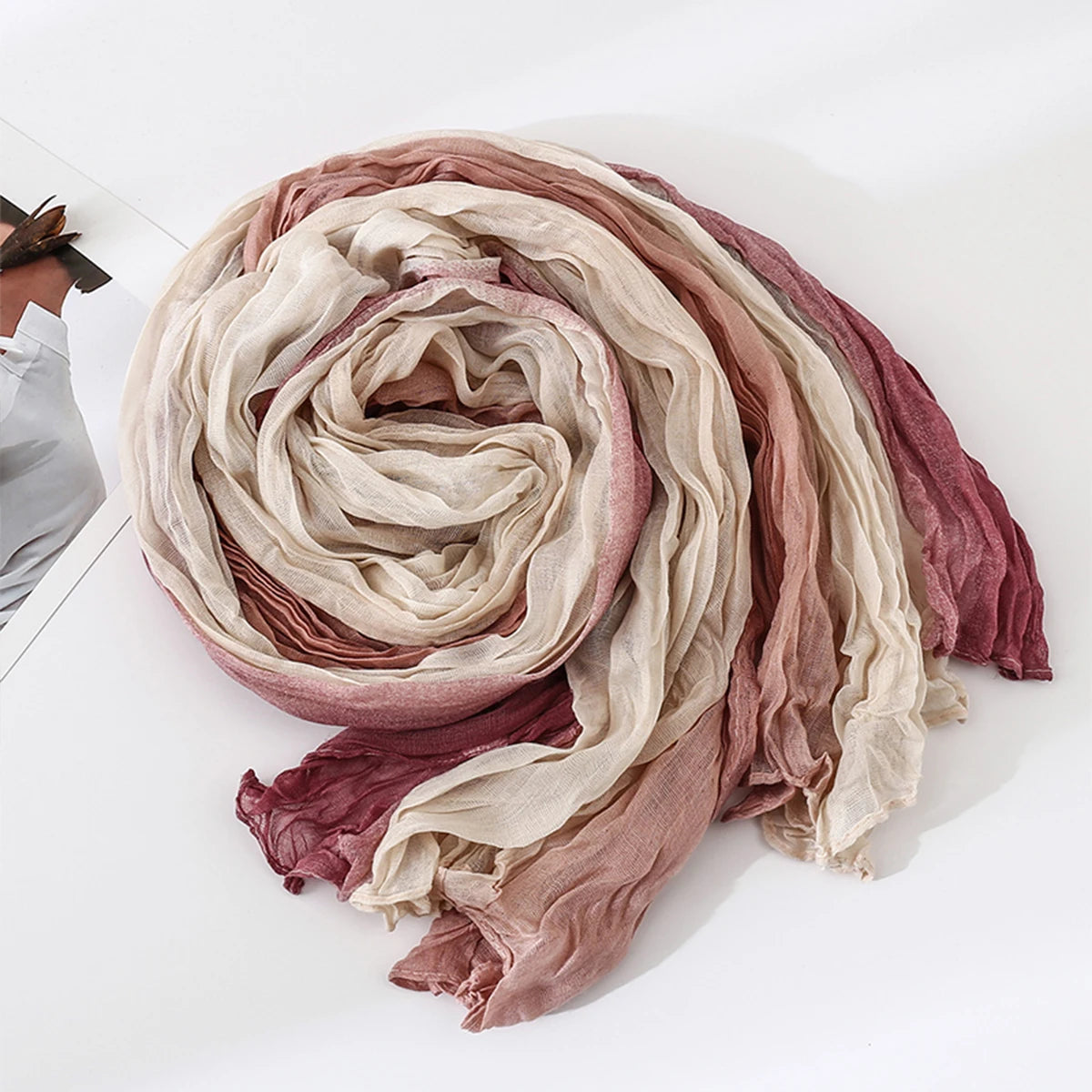 Women's Gradient Color Linen Scarf for Travel Fashionable Versatile Casual Windproof Sand Proof Headscarf Women's Shawl
