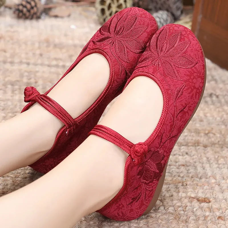 Sapatos Femininas Women Fashion Sweet Light Weight Embroidery Buckle Strap Flat Shoes Lady Casual Dance Shoes Ga296
