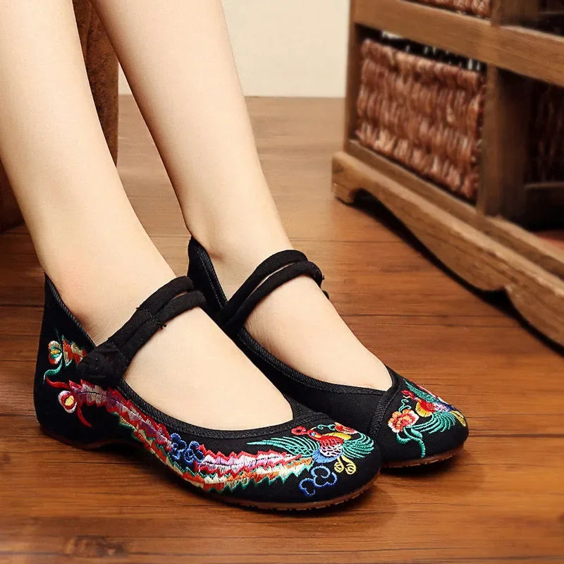 Sapatos Femininas Women Fashion Sweet Light Weight Embroidery Buckle Strap Flat Shoes Lady Casual Dance Shoes Ga296