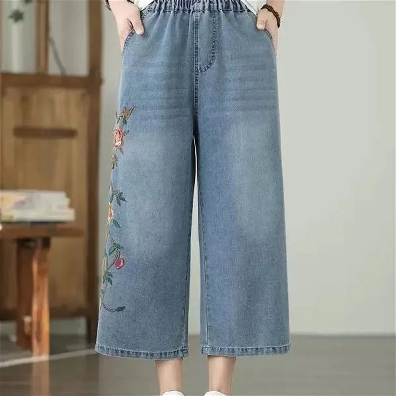 Artistic retro Heavy industry Embroidered Denim Wide leg Pants Spring Summer 2026 New Women's Loose waist Casual Nine Fen Jeans