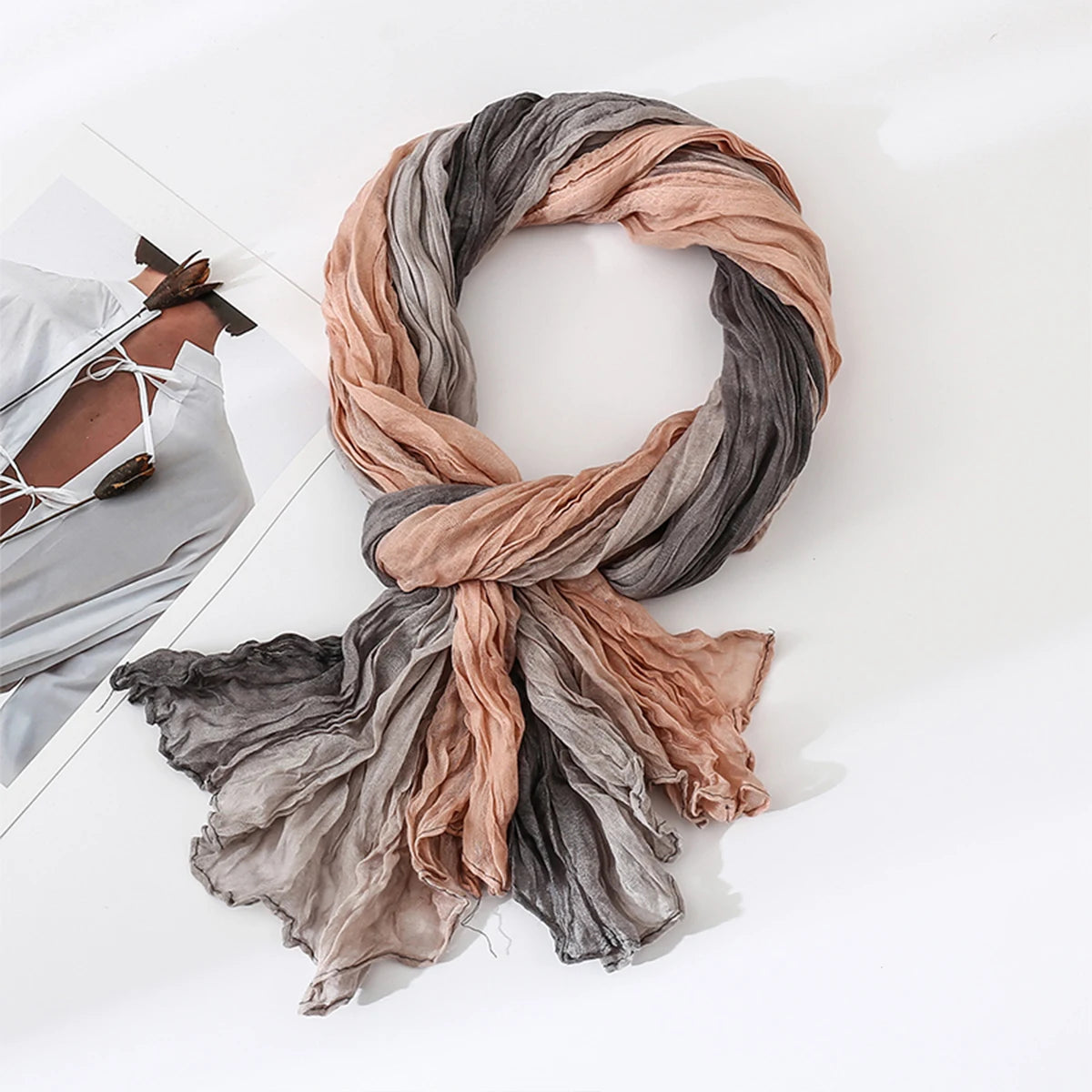 Women's Gradient Color Linen Scarf for Travel Fashionable Versatile Casual Windproof Sand Proof Headscarf Women's Shawl