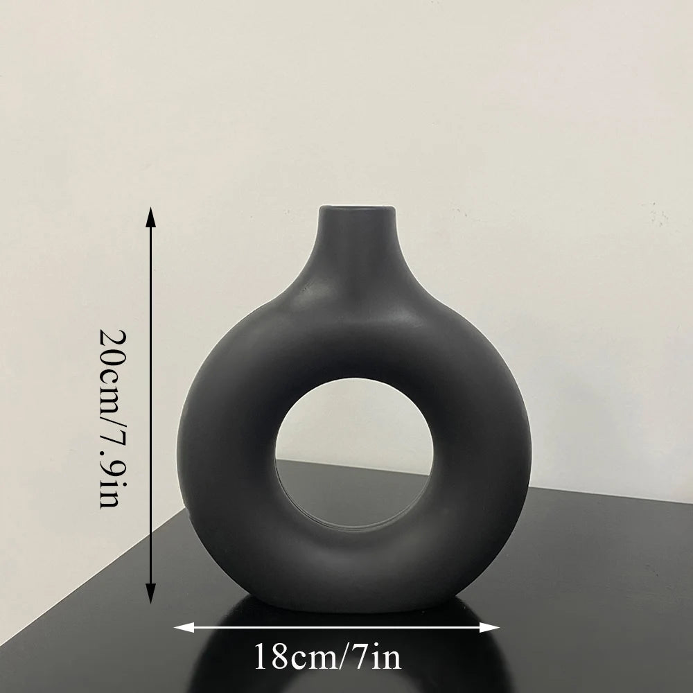 1pcs Black Nordic Ceramic Vase Circular Hollow Donuts Flower Pot Home Decoration Accessories Interior Office Desktop Decor Gift