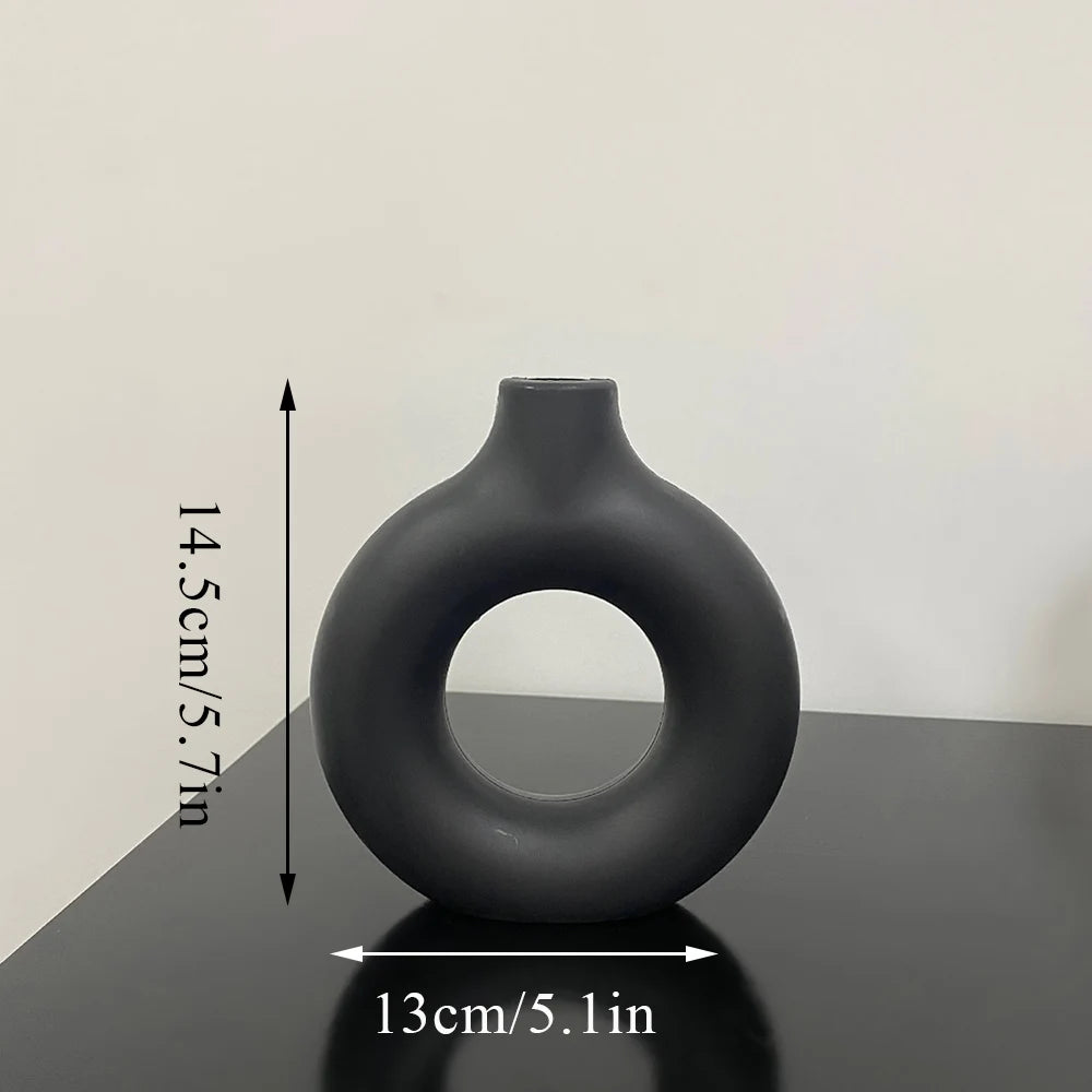 1pcs Black Nordic Ceramic Vase Circular Hollow Donuts Flower Pot Home Decoration Accessories Interior Office Desktop Decor Gift