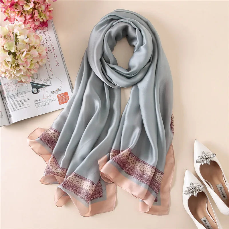 Green Peacock Feather Hijab Summer Beach Pareo Silk Scarf Women Luxury Bandana Soft Long Foulard Femme Designer Bufandas Mujer