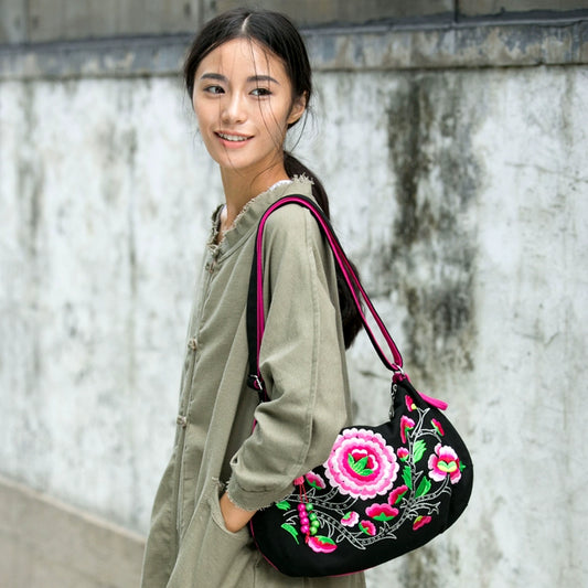 Clearance Single Shoulder Oblique Span Ethnic Minority Characteristics Canvas Embroidery Bag