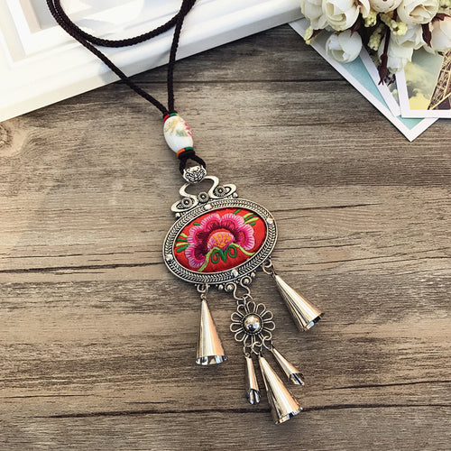 Retro Fashion Ethnic Embroidery Flower Necklace Tassel Pendant Sweater Chain