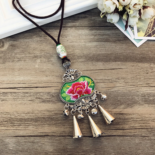 Retro Fashion Ethnic Embroidery Flower Necklace Tassel Pendant Sweater Chain