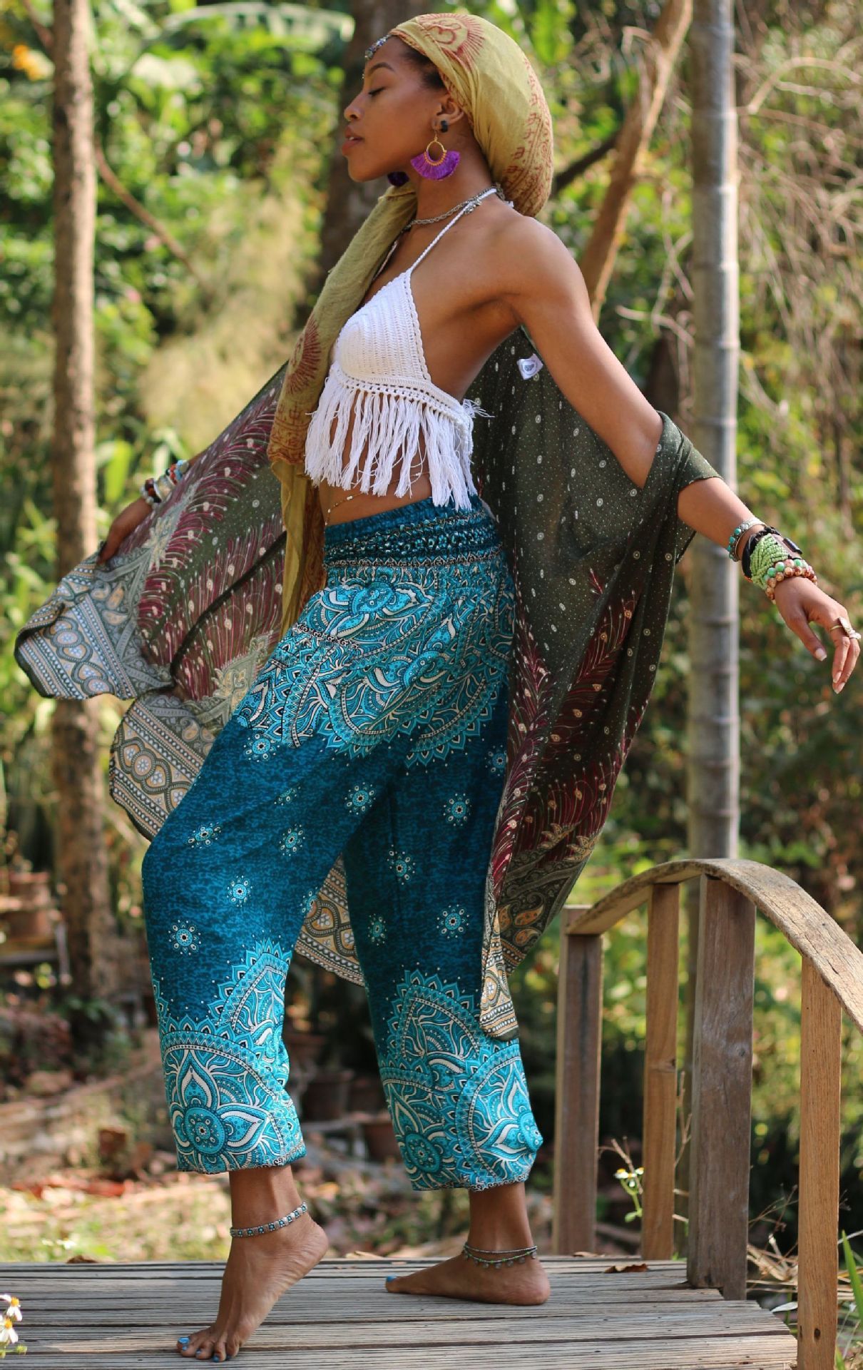 Floral ethnic loose sports and leisure lantern yoga pants