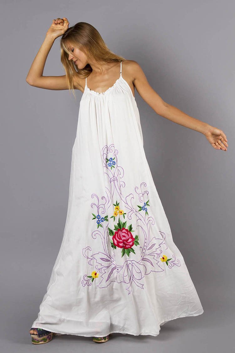 Bohemian Holiday Wind Color Flower Embroidery Strap Sexy Dress