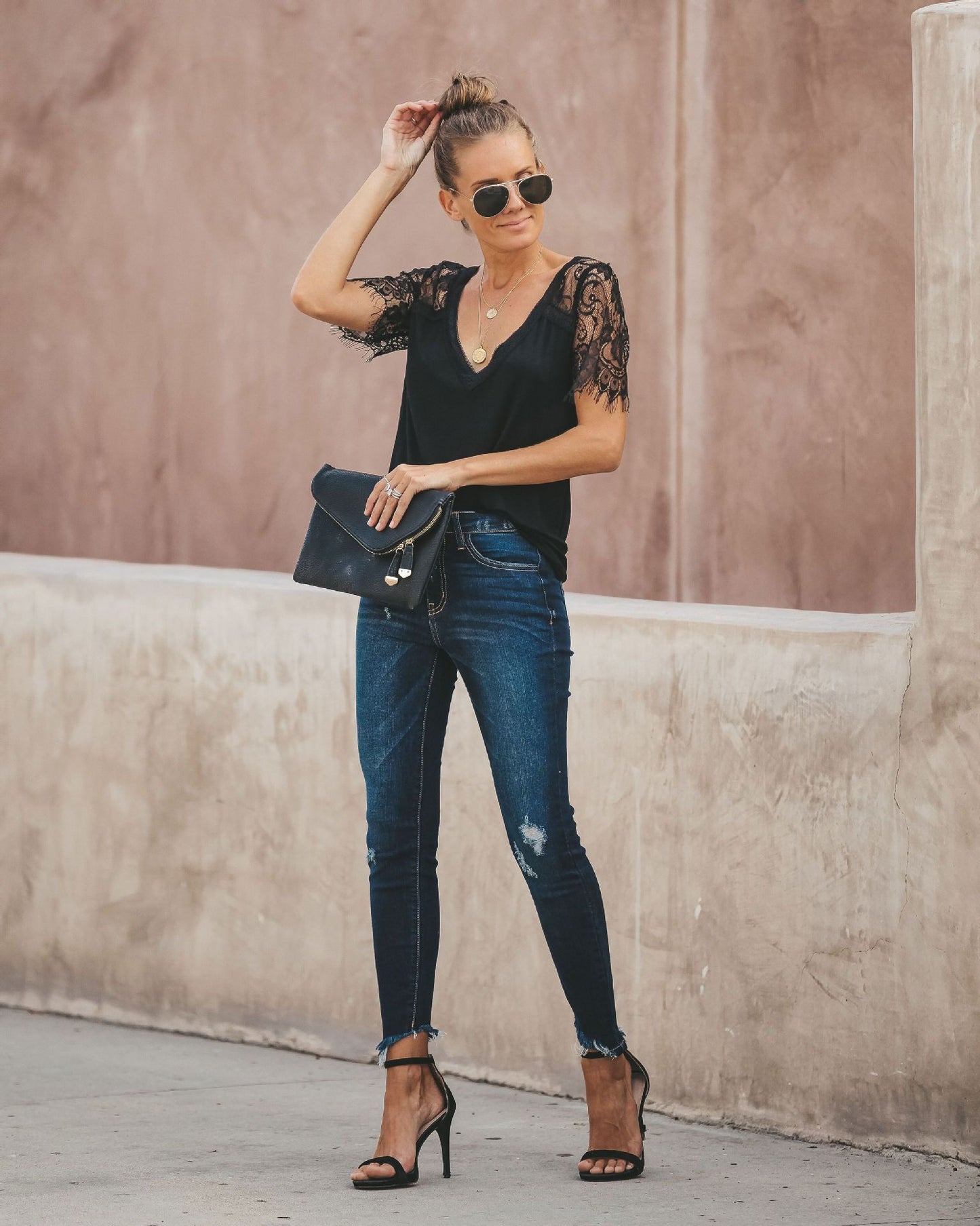 Sexy V-neck Lace Stitch Short-sleeved T-shirt top