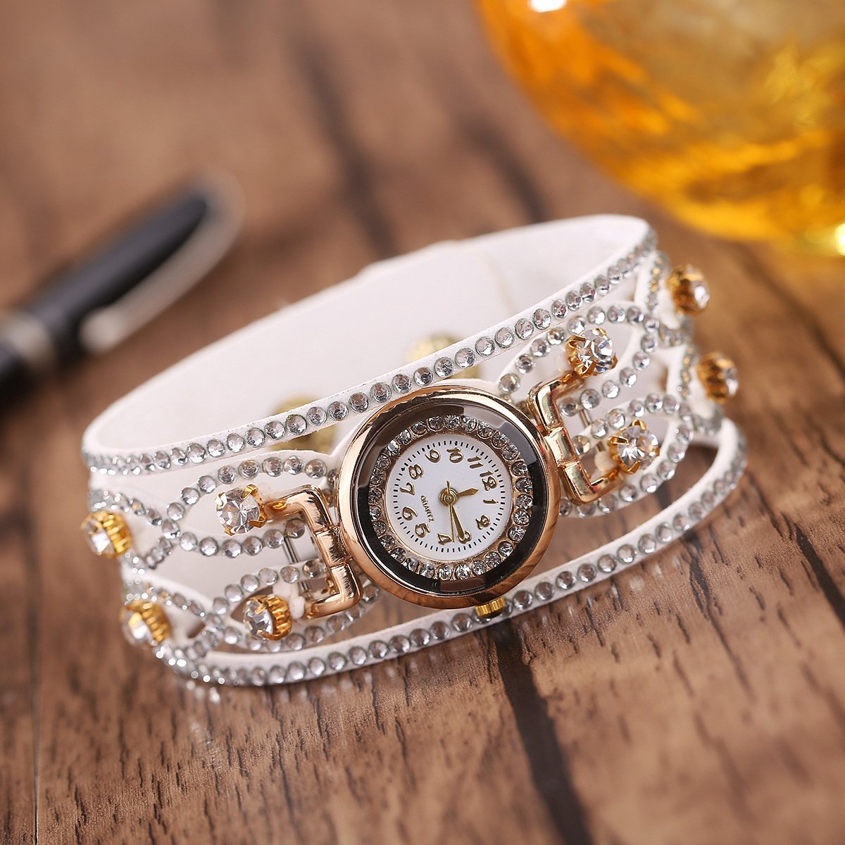 Korean Women Fashion Watch Diamond Bracelet Quartz Watch