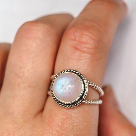 Rong Punk Style Moonstone Ring Vintage Thai Silver Round Engagement Ring