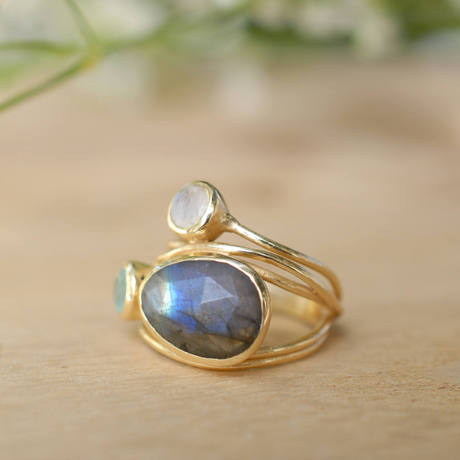 Plated 24k yellow gold inlaid colorful moonstone ring  beauty creative multi-layer simulation shell ring