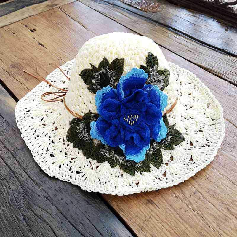 Yunnan ethnic style fashion embroidered hat visor three-dimensional flower embroidery cap folding cap