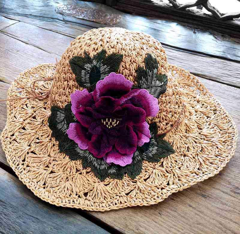 Yunnan ethnic style fashion embroidered hat visor three-dimensional flower embroidery cap folding cap