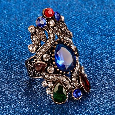 Spiral Sapphire Retro Style Ring