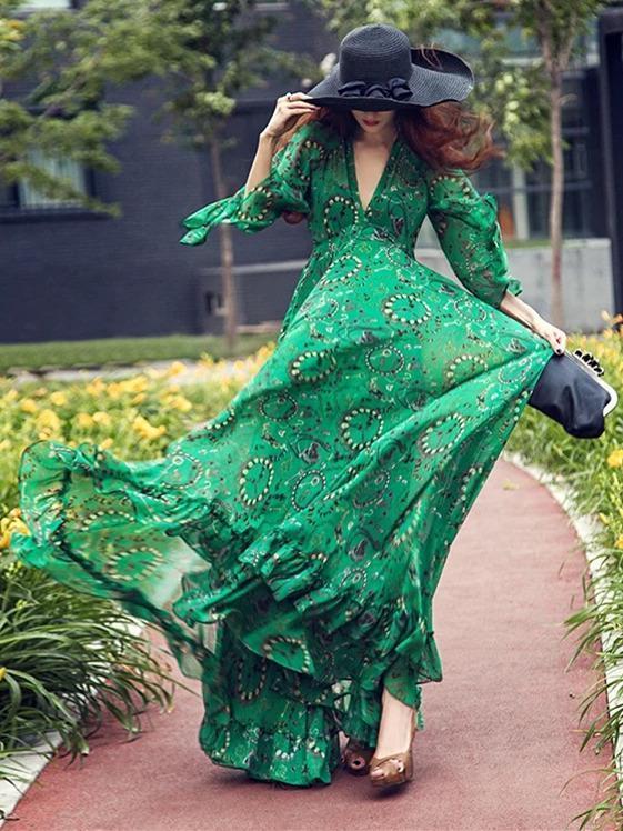 Bohemia Chiffon Green Flared Sleeves V-neck Maxi Dress