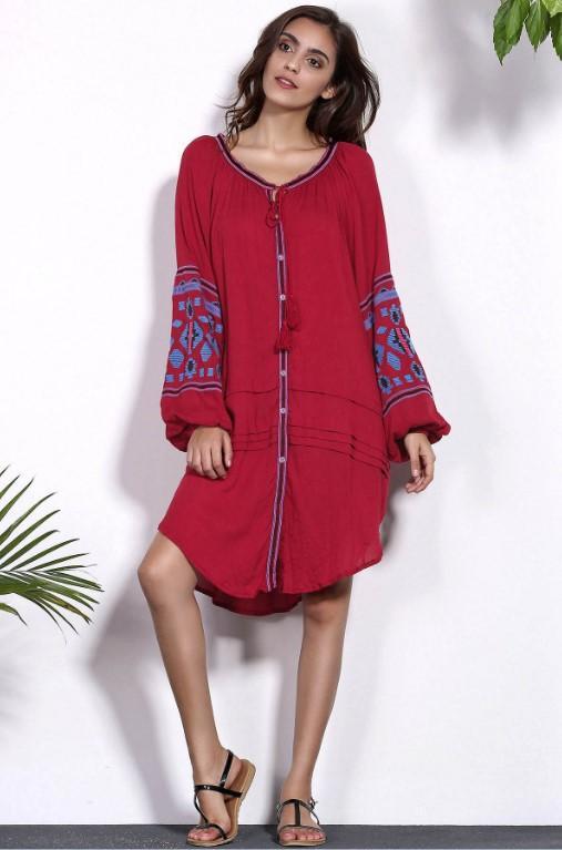 2018 new arrival Ethnic style embroidery Loose-breasted lace dress