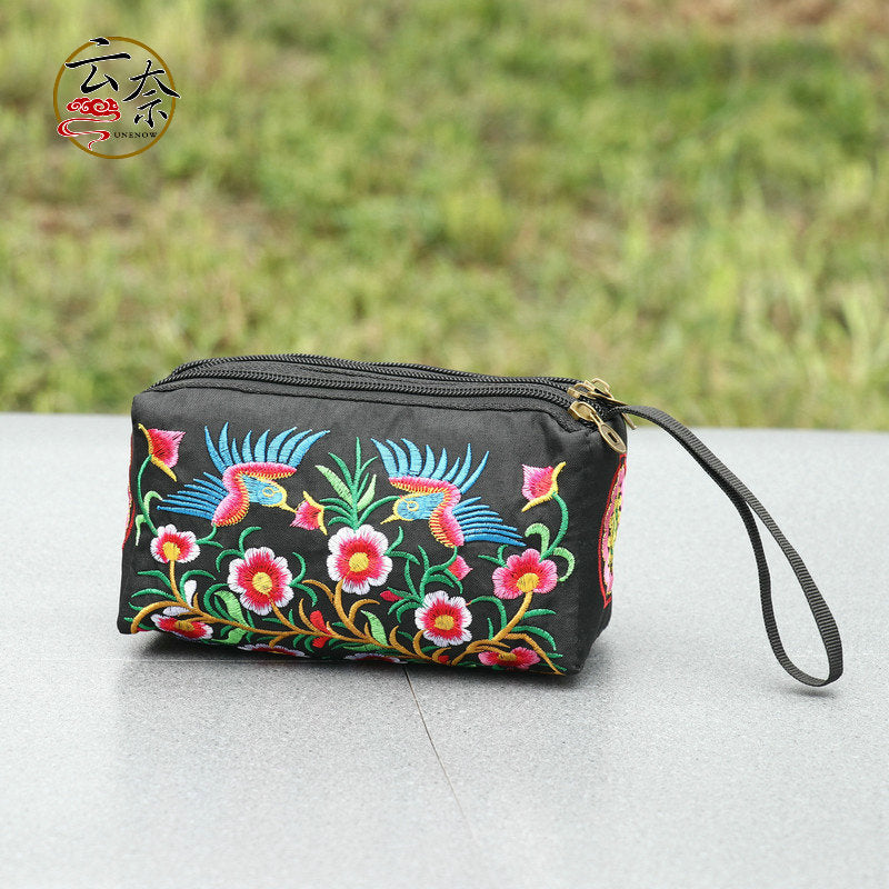 Yunnan ethnic style embroidery three zipper multi function women's change mobile phone bag to store make-up hand bag