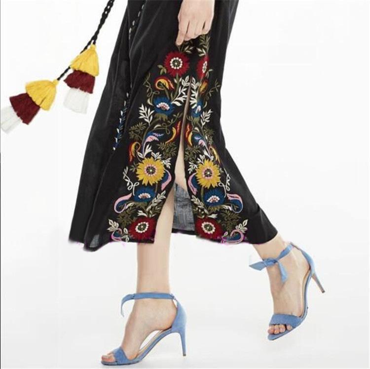 Shoulder-off Bohemian stripes heavy geometric embroidery tassels linen in the long section of the Black dress