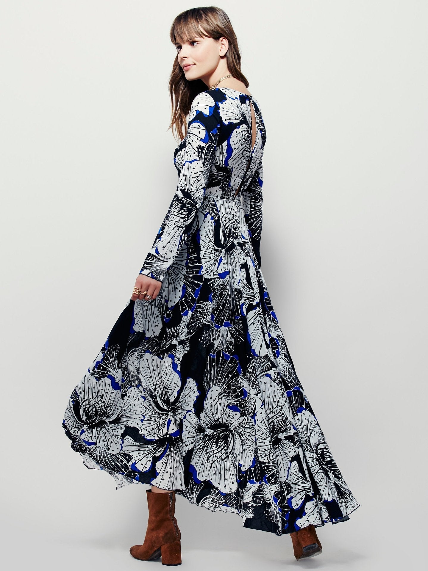 Fashion Printed Round Neck Long Sleeve Swing Maxi Dress