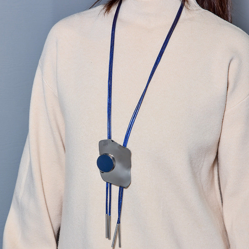 Irregular Exaggerated Stitching Necklace