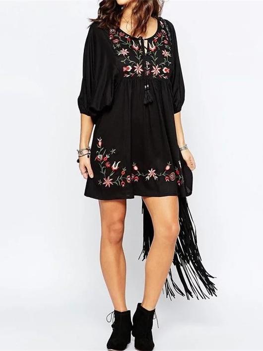 Bohemia Embroidered Round-neck Half Sleeves Mini Dress