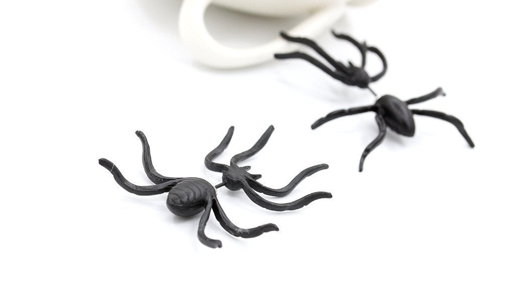 Halloween Decoration 3D Creepy Black Spider Earrings