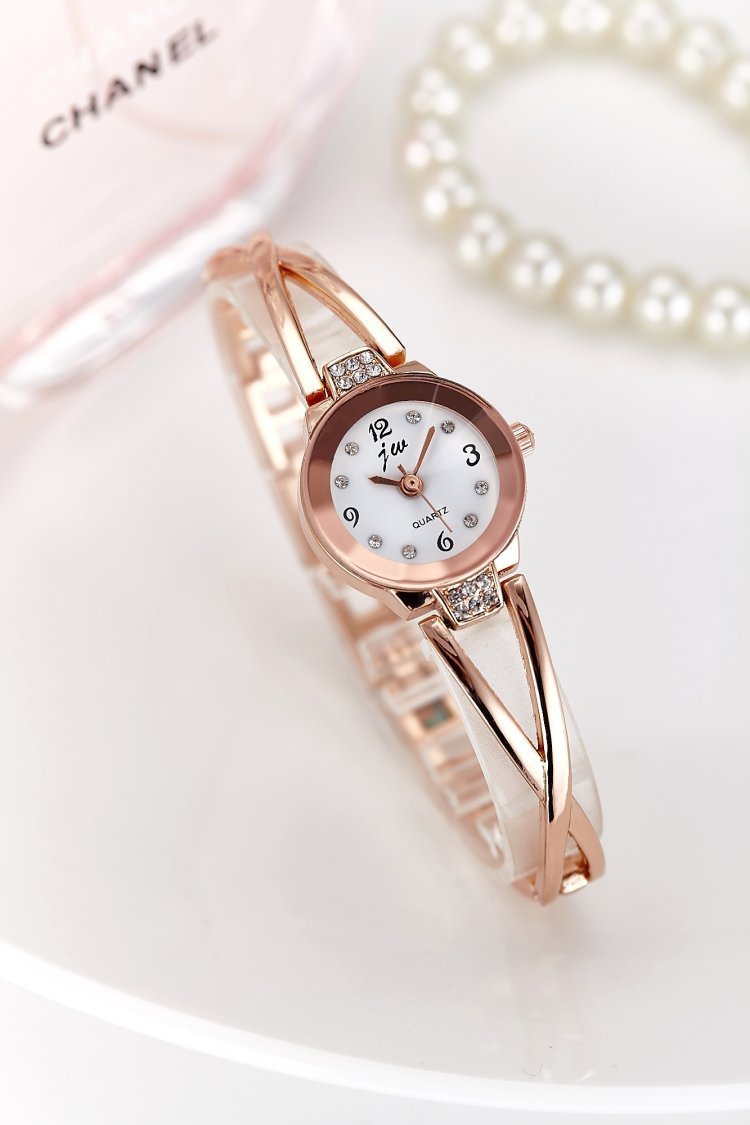 Fashion Girl Bracelet Waterproof Quartz Electronics Watch