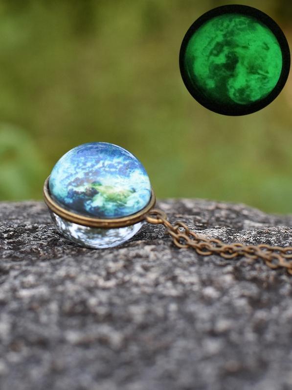 Science Fiction Universe Starry Sky Light Shining Hand Pendant