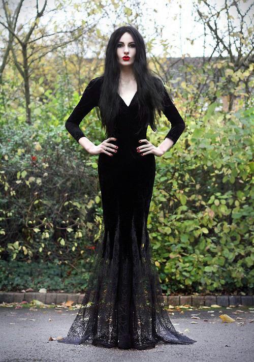 Gothic Halloween Addams Ghost Witch Costume Horror Black Lace Dress